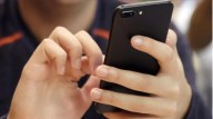 La razón por la que Francia se plantea prohibir las redes sociales a los menores de 15 años