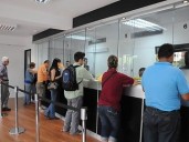 Usuarios denuncian sobre descuentos por comisión en cuentas bancarias