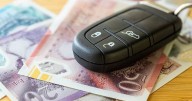 Drivers told to keep coins and banknotes in car as epidemic sweeps England