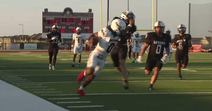 Game Night South Texas: Refugio runs all over London in dominant victory