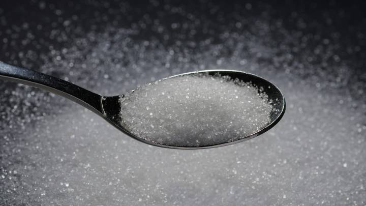 Fatiga y antojos: tu cuerpo te alerta sobre el exceso de azúcar