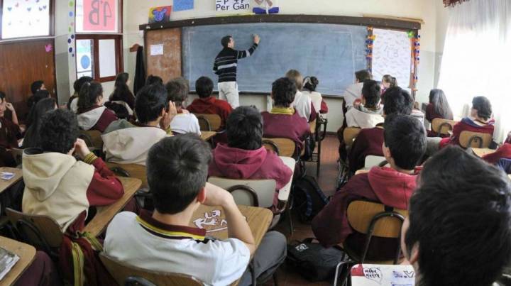 Salta | Solo 8 de cada 100 estudiantes que empiezan primer grado terminan la secundaria en tiempo y forma