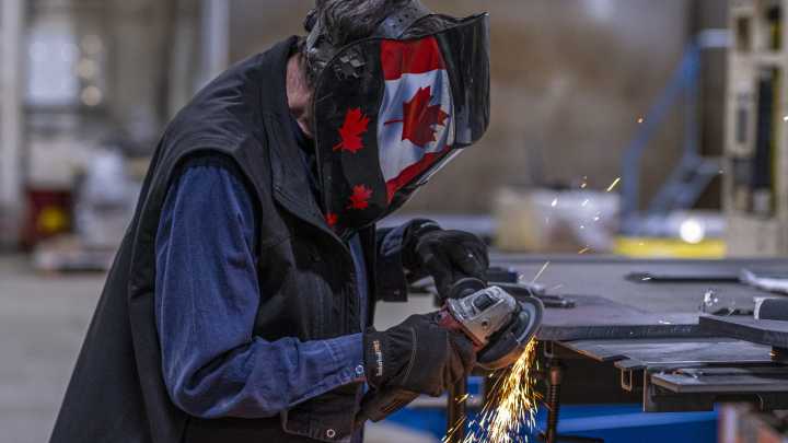 Canada economy on track to bounce back in third quarter
