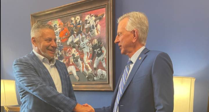 Will Bruce Pearl run for Tuberville’s Senate seat? What retirement means for Auburn coach’s political future