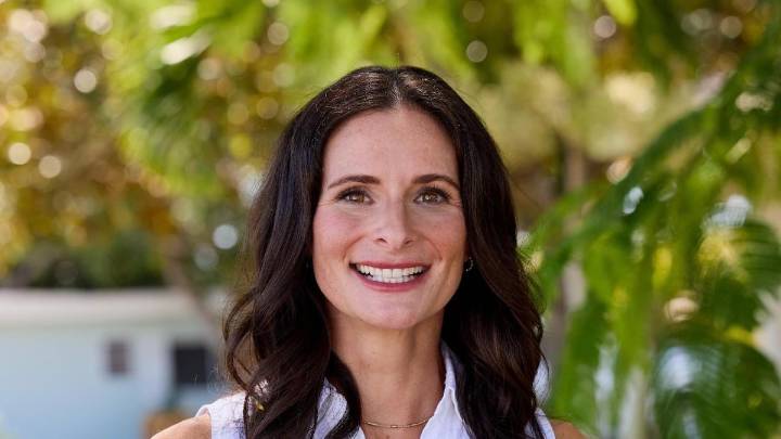 Democrat Jennifer Jenkins is challenging Ashley Moody for US Senate