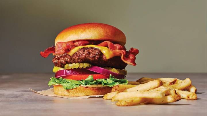 Five Guys, McDonald’s, Applebee’s and More National Cheeseburger Day Deals in California