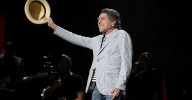 Joaquín Sabina se despide de Granada en la primera de sus noches de 'Hola y adiós'