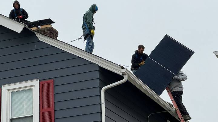 City leader, business owner discuss impact of tariffs on solar power