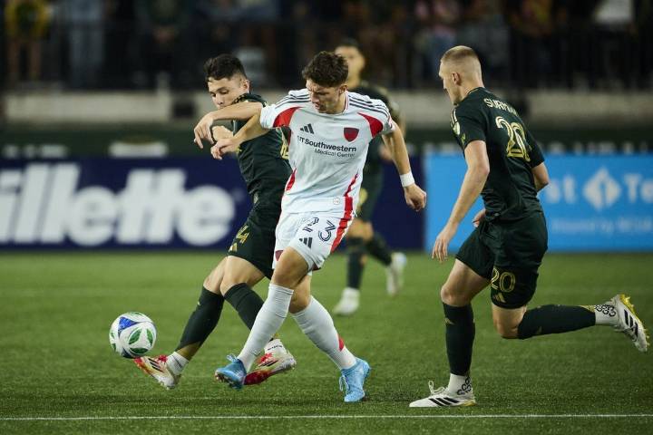 Deadspin | FC Dallas able to earn draw vs. aggressive Portland attack