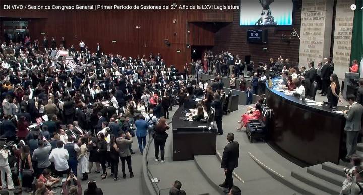 Nuevo período legislativo, primer zafarrancho