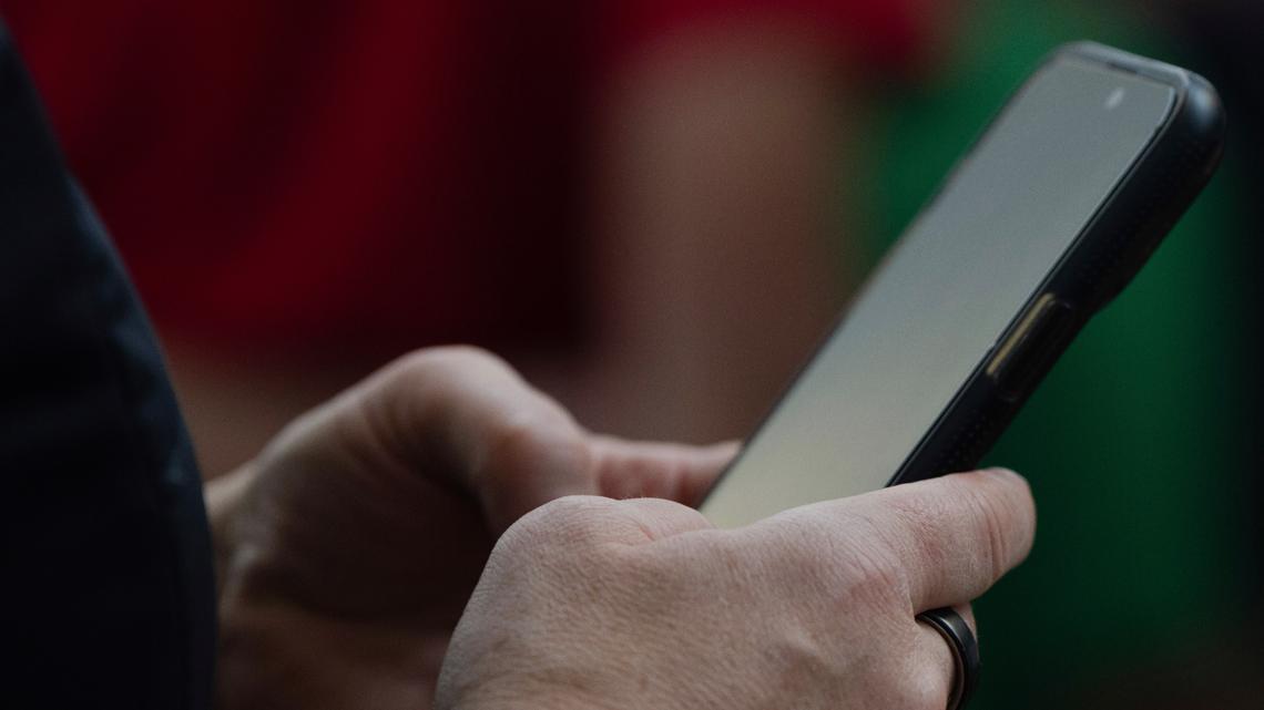 Officials issue warning about text scam claiming to be Ohio tax department