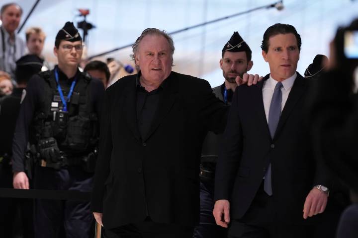 Gérard Depardieu será juzgado por violación tras ser denunciado por la actriz Charlotte Arnould