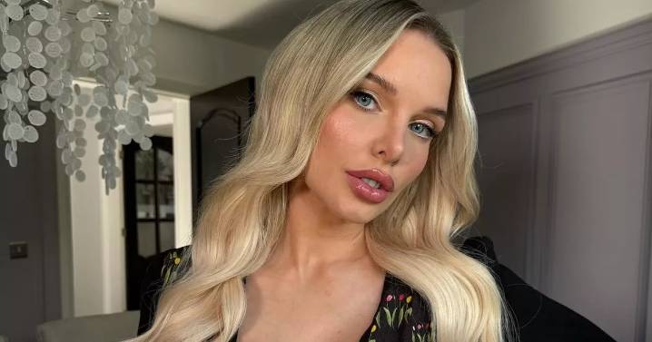 Helen Flanagan exposes black lace bra under corset dress in plunging display