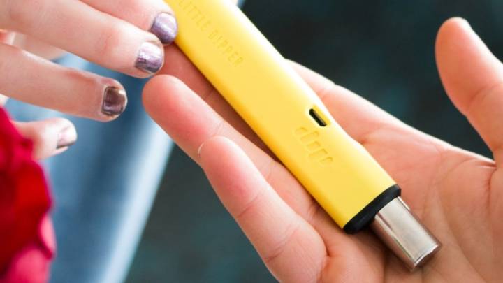 Nueve de cada diez familias, preocupadas ante la posibilidad de que sus hijos vapeen: piden restringir los puntos de venta