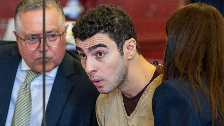 Luigi Mangione Silent in Court as Terrorism Charges Dropped