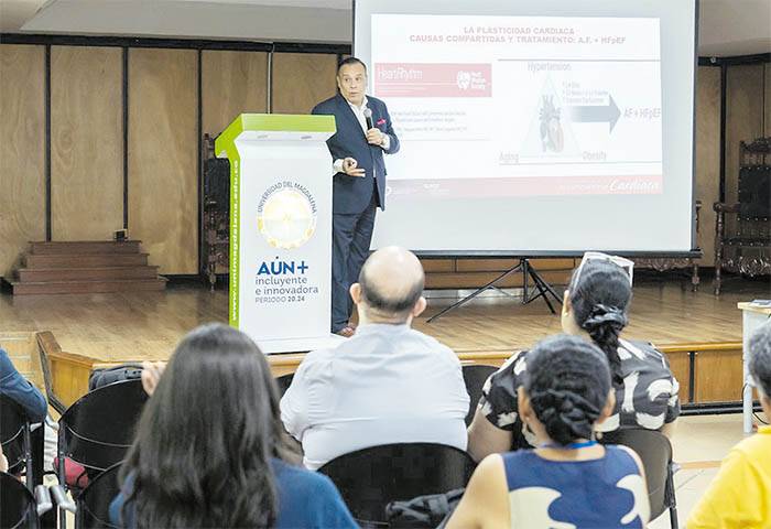 Unimagdalena acogió el Simposio Regional de Insuficiencia Cardíaca