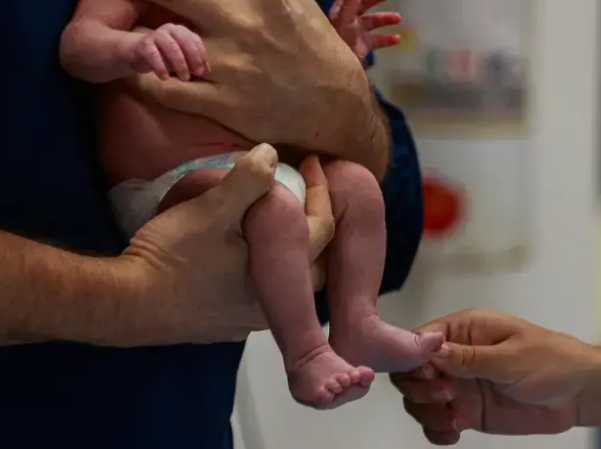 Colombia registra cifra histórica de nacimientos bajos: solo 445.011 niños nacieron en 2024