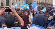 Libertarios se movilizaron frente a Casa Rosada por Javier Milei