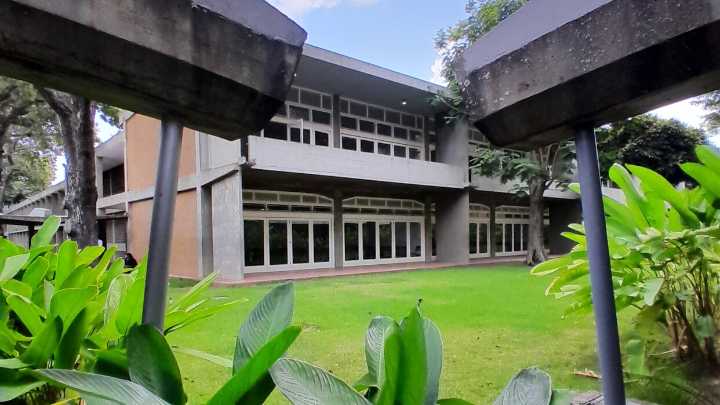 Trabajos en la UCV abarcan colores, materiales y diseño