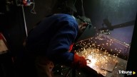 Un peón del metal en Guipúzcoa gana más que un ingeniero en Salamanca
