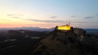 El Monasterio de El Pueyo, faro del Somontano, recibe la luz más radiante y sostenible