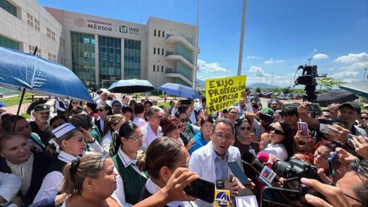 Personal del Hospital General de Culiacán exigen sacar a heridos de bala