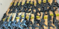 FGR y Defensa aseguran arsenal, químicos y equipo táctico en un inmueble en Culiacán