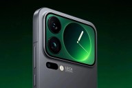 Cambio de generación y pantalla trasera. La inusual estrategia de un gigante chino para competir con el iPhone 17