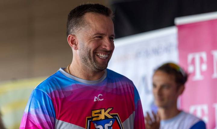 José Juan Barea vuela a Denver con el corazón dividido entre la NBA y su familia