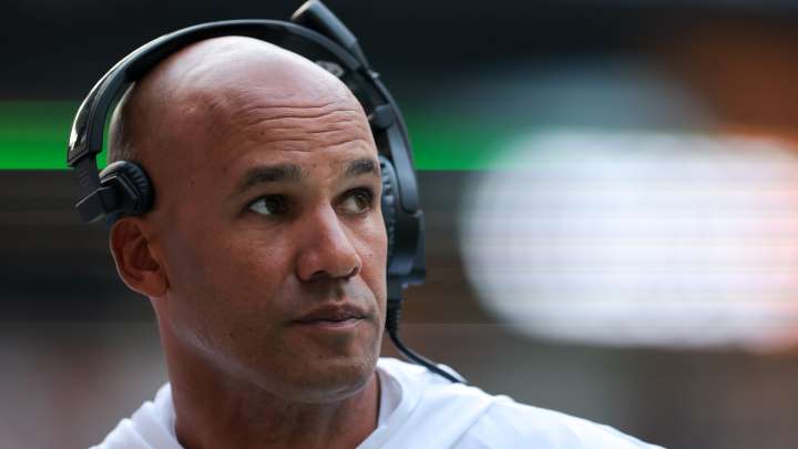 Were Jason Taylor and wife caught in a 'Coldplay video' situation?
