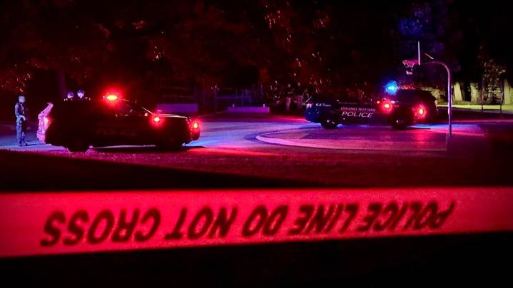 Police investigating shooting at Grand Rapids park