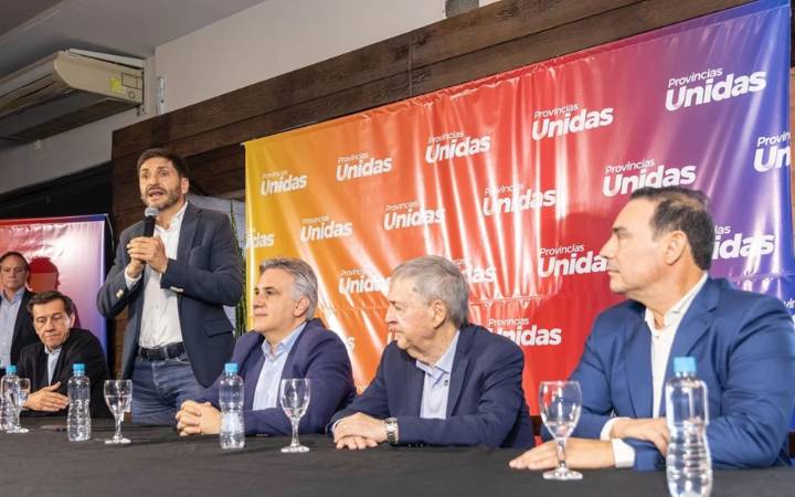 Milei lanza campaña nacional en Córdoba en medio de la tensión con los gobernadores de Provincias Unidas