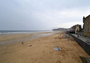Fallece un bañista en la playa de Zarautz