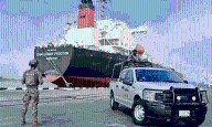 Detienen a vicealmirante y funcionarios por huachicol fiscal