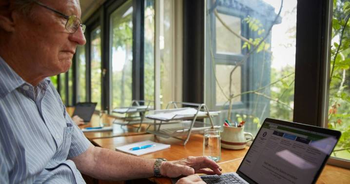 Rising costs have increased the retirement age in Australia