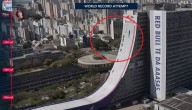 Superó los 130 km/h: Sandro Dias rompe dos récords mundiales al descender la rampa más alta del mundo en Brasil