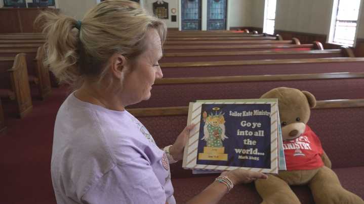 Local teacher turns personal tragedy into mission of comfort for grieving families