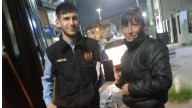 Un chofer de la línea 552 de Lomas devolvió un celular que encontró en el colectivo: la emoción de la dueña
