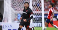 Chivas es humillado y exhibido por Toluca y hasta Alexis Vega les hace gol; Resumen y goles