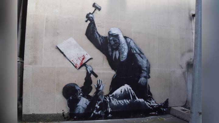 El grafitero Bansky podría revelar su identidad tras su última obra calificada por la policía como un "daño criminal"