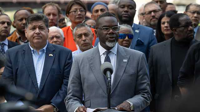 Chicago braces for federal immigration crackdown