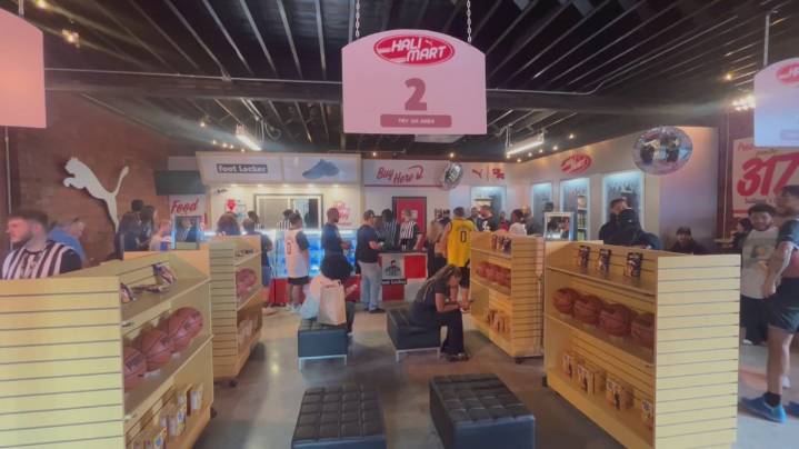 Fans line up for 'Hali 1' debut in Indianapolis