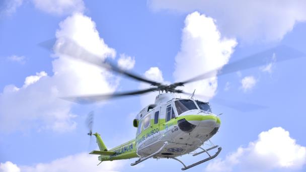 Dos tripulantes desaparecidos tras caída de helicóptero de la CFE; continúa búsqueda en zona serrana
