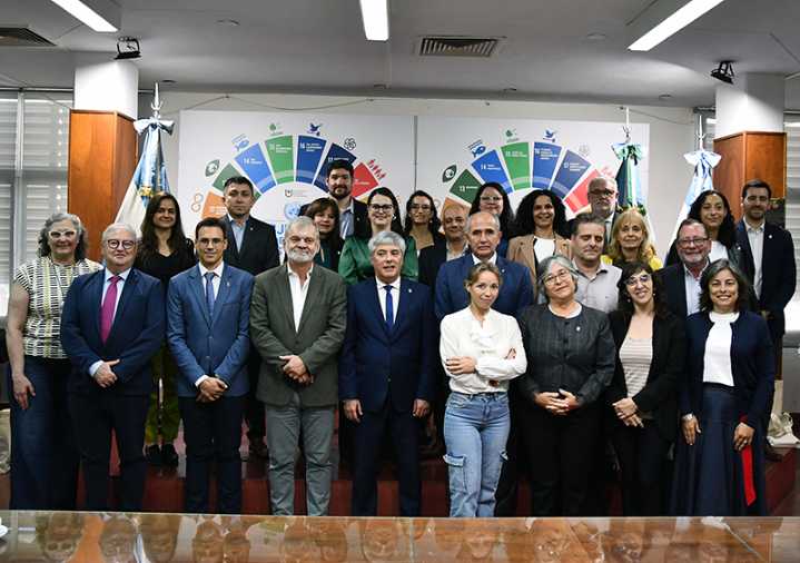 La UNNE presidirá la Escuela Virtual Internacional AULA CAVILA