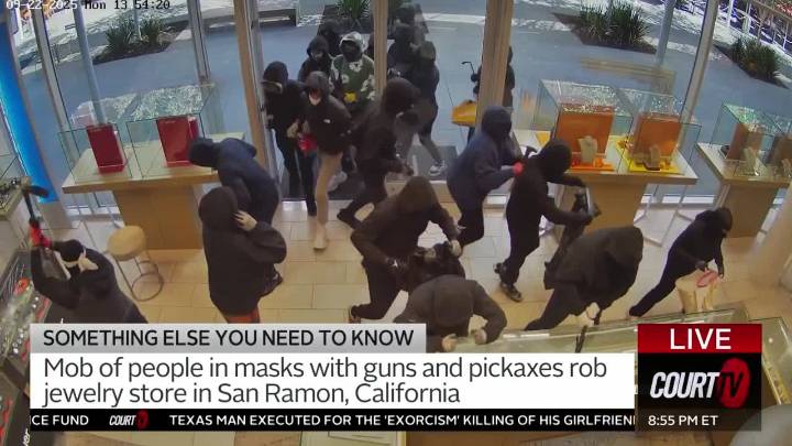 Dozens of Suspects Rob Bay Area Jewelry Store in Shocking Video