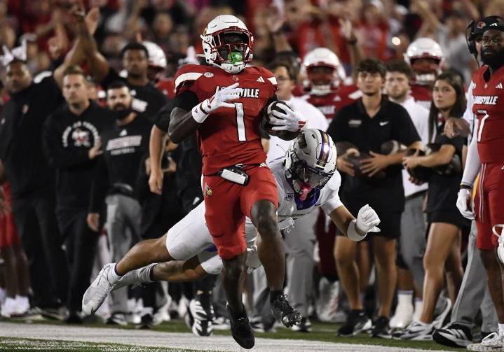 Pitt-Louisville preview: Cardinals face injuries and ACC unknowns vs. Panthers
