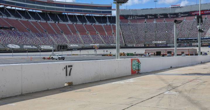 MOTORSPORTS NOTEBOOK: Out with baseball and in with NASCAR at Bristol Motor Speedway