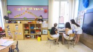 El curso escolar arranca con menos alumnos y más docentes y recursos
