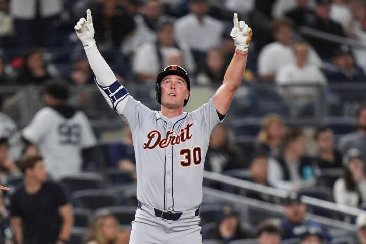 Tigers score 9 runs in 7th inning to trounce wild Yankees 12