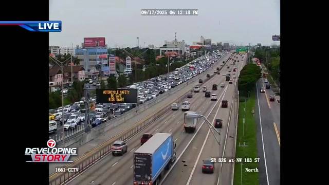 Fatal crash shuts down SB Palmetto Expressway near West Okeechobee Road
